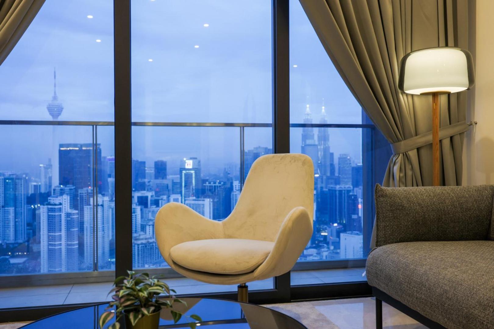 Lucentia At By Dreamcloud Apartment *