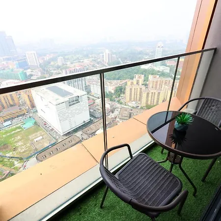 Lucentia Residence At Kuala Lumpur By Dreamcloud Luaran gambar